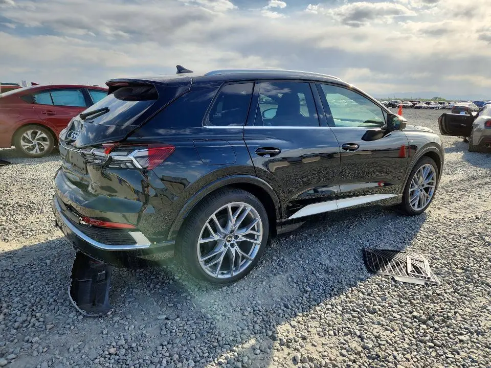 2025 AUDI Q4 E-TRON PRESTIGE  