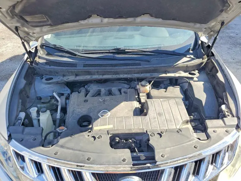 2010 NISSAN MURANO S  