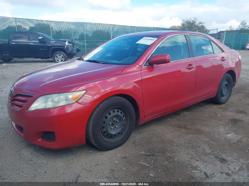 2010 TOYOTA CAMRY LE