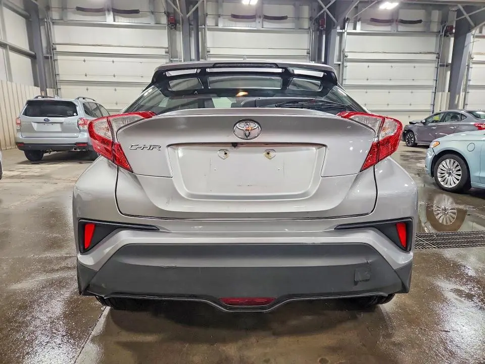 2018 TOYOTA C-HR XLE PREMIUM  