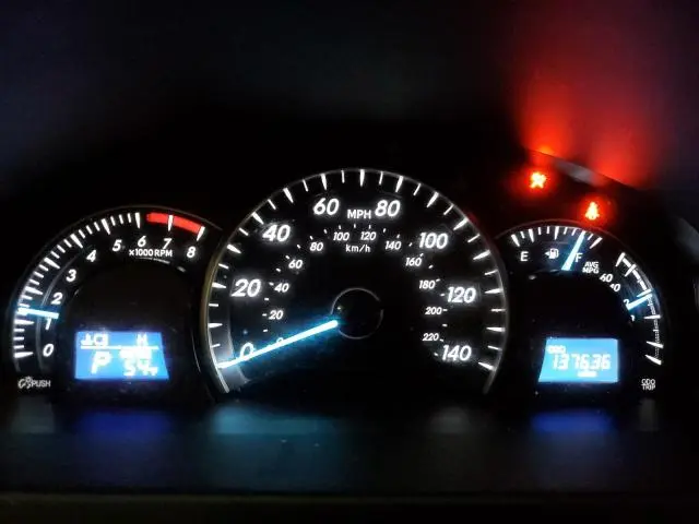 2015 TOYOTA CAMRY LE  