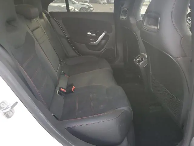 2023 MERCEDES-BENZ CLA 250 4MATIC  