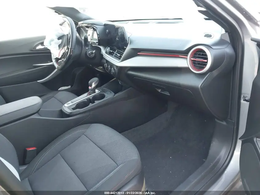 2024 CHEVROLET TRAX FWD 1RS