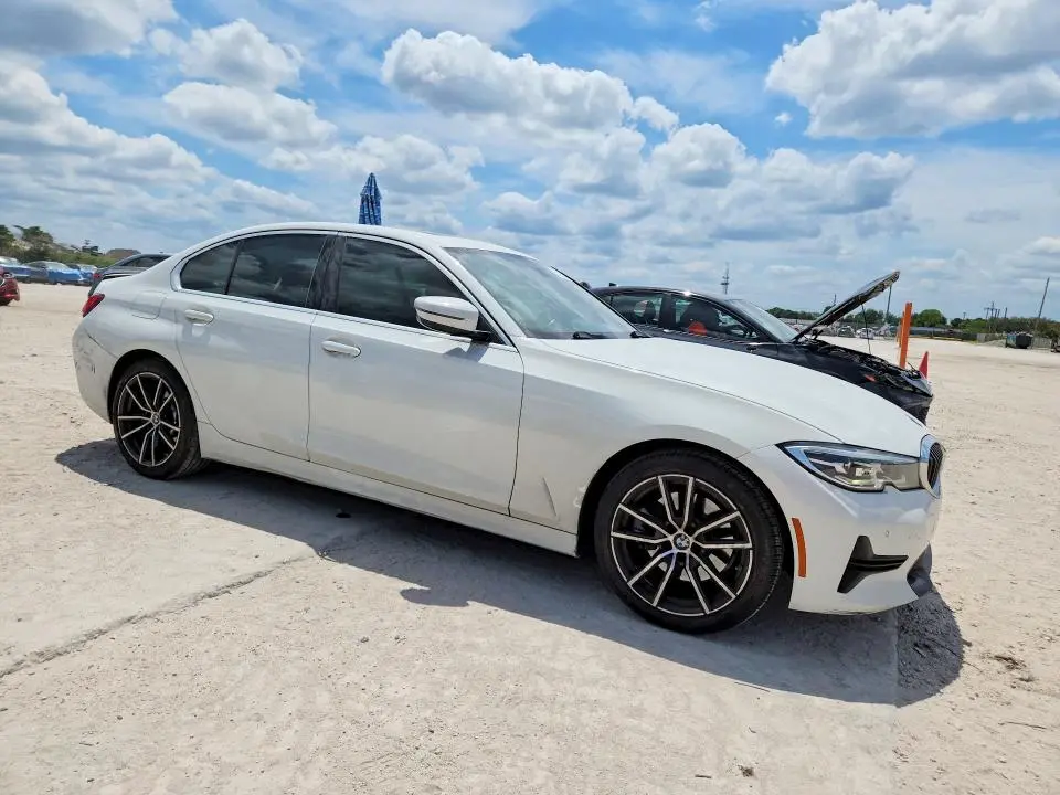 2020 BMW 330I   