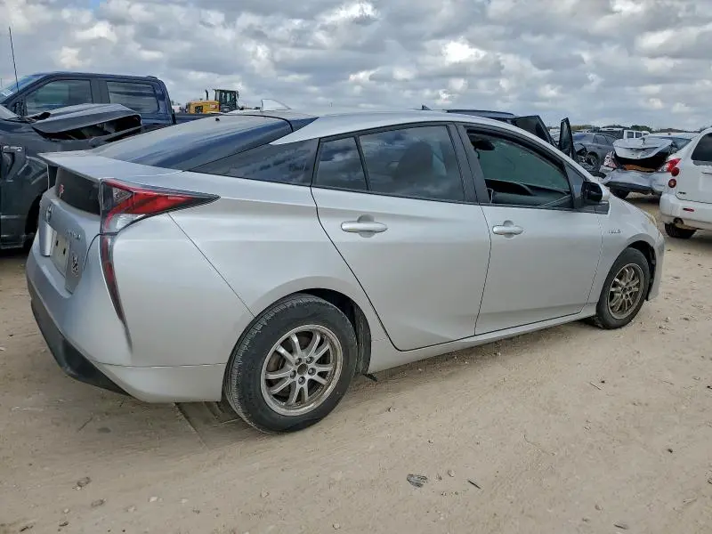 2017 TOYOTA PRIUS   