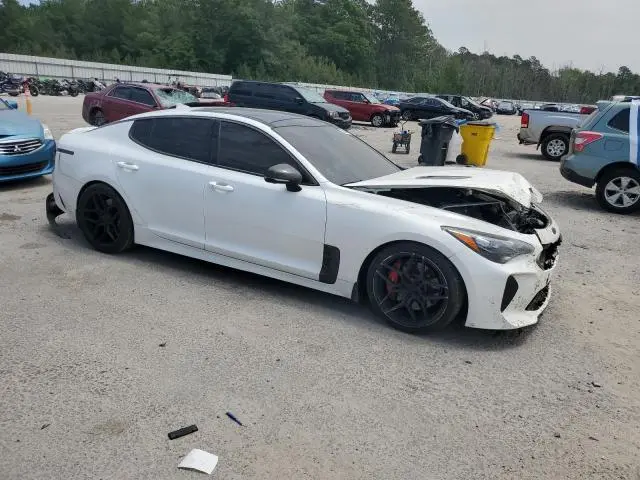 2020 KIA STINGER GT2  