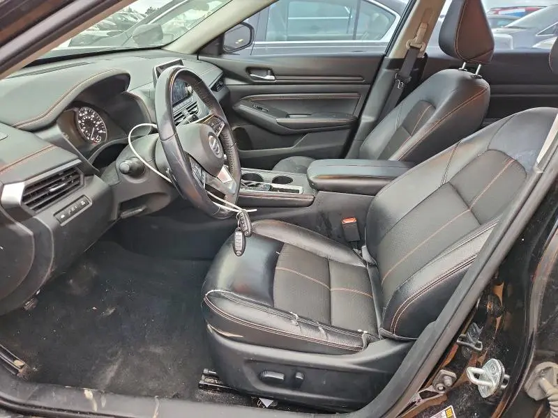 2019 NISSAN ALTIMA SR  