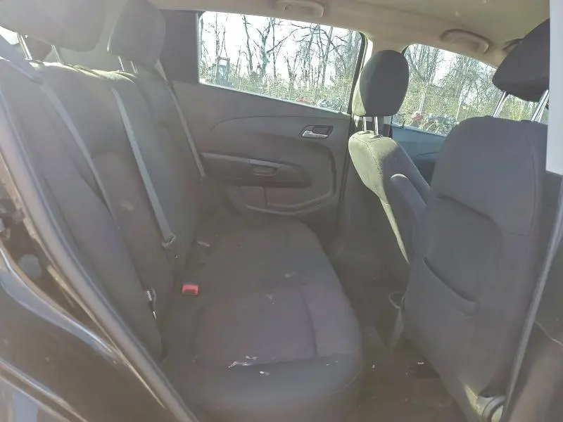 2018 CHEVROLET SONIC LT  