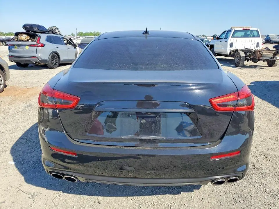 2018 MASERATI GHIBLI S  