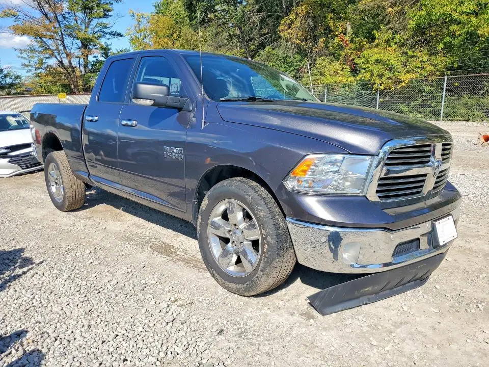 2018 RAM 1500 SLT  