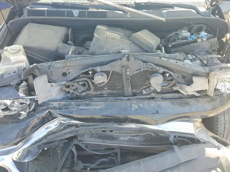 2013 TOYOTA TUNDRA PLATINUM  