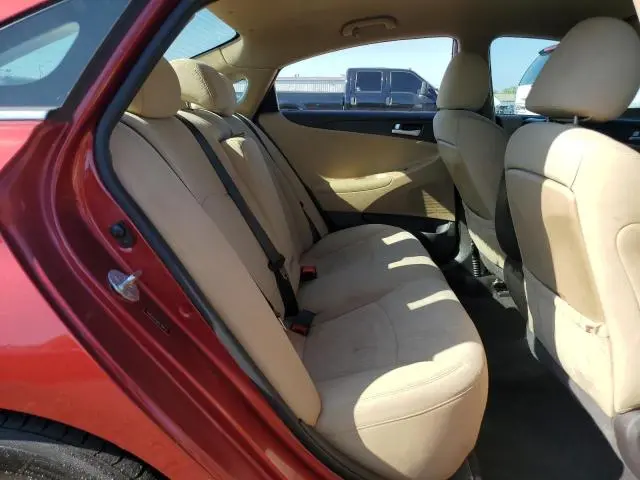 2013 HYUNDAI SONATA GLS  