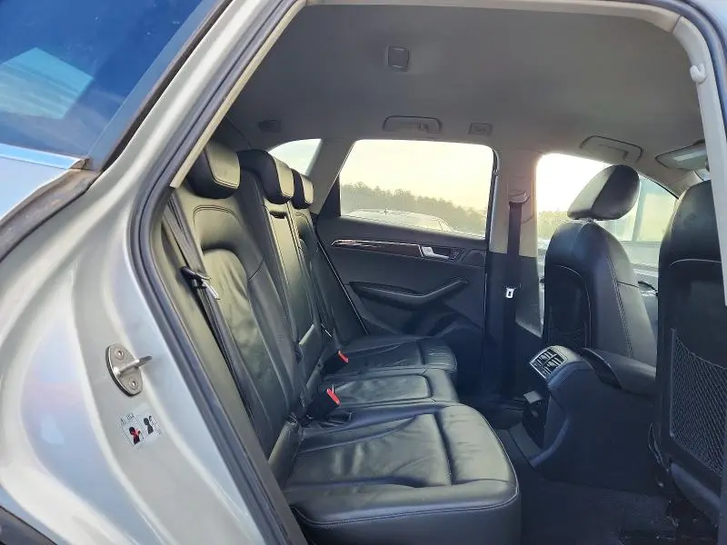 2010 AUDI Q5 PREMIUM PLUS  