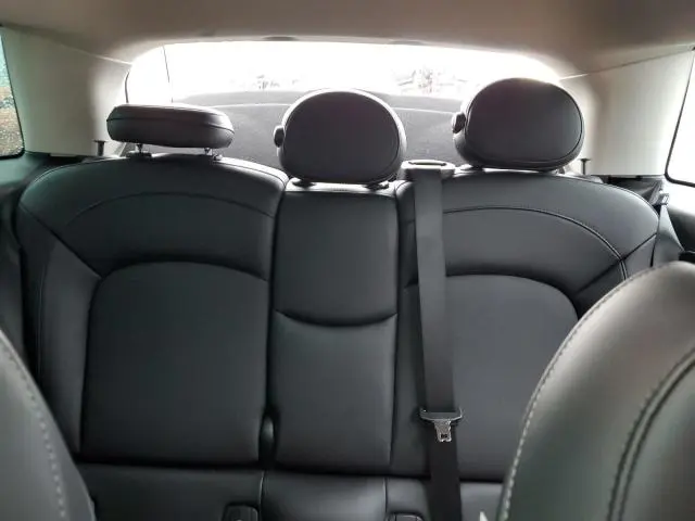 2015 MINI COOPER S  