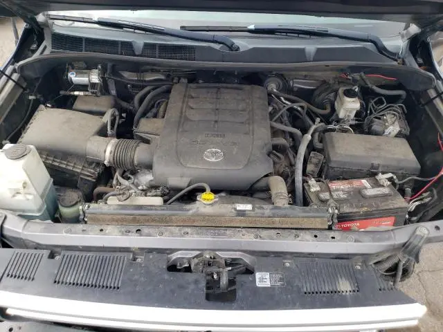 2017 TOYOTA TUNDRA CREWMAX LIMITED  