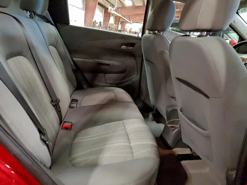 2015 CHEVROLET SONIC LT  