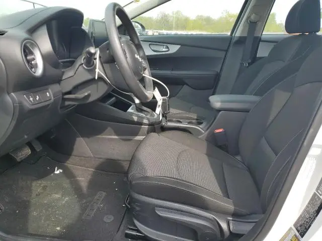 2024 KIA FORTE LX  
