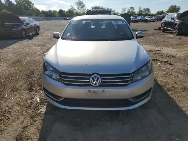 2013 VOLKSWAGEN PASSAT S  
