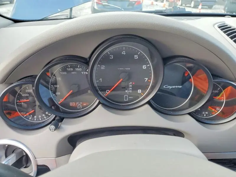 2014 PORSCHE CAYENNE   