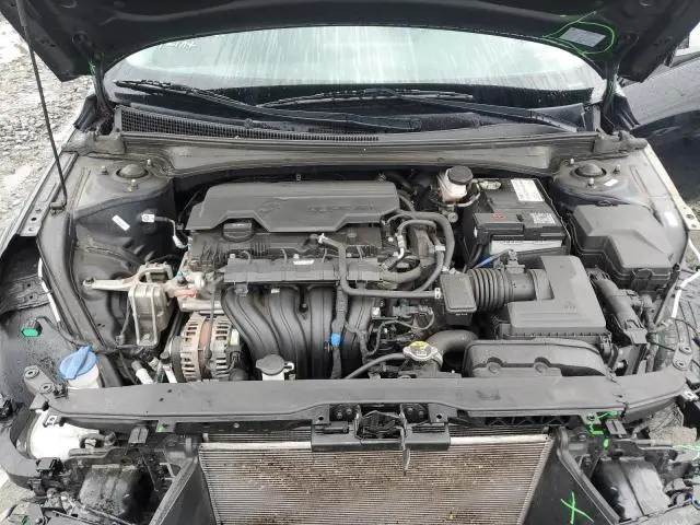 2021 HYUNDAI ELANTRA SE  