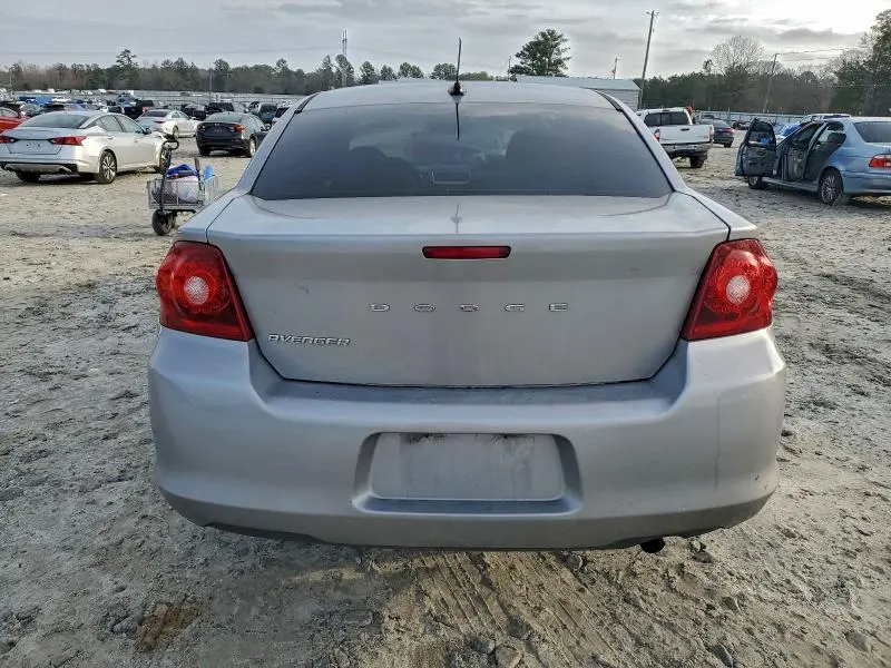 2013 DODGE AVENGER SE  