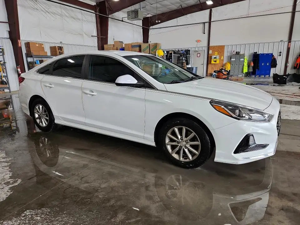 2018 HYUNDAI SONATA SE  