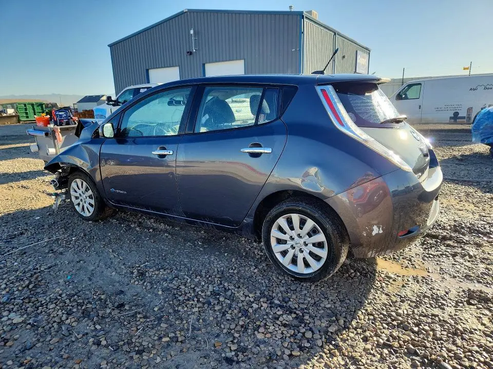 2013 NISSAN LEAF S  