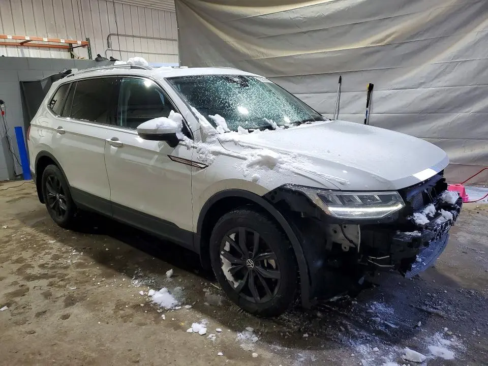 2024 VOLKSWAGEN TIGUAN SE  