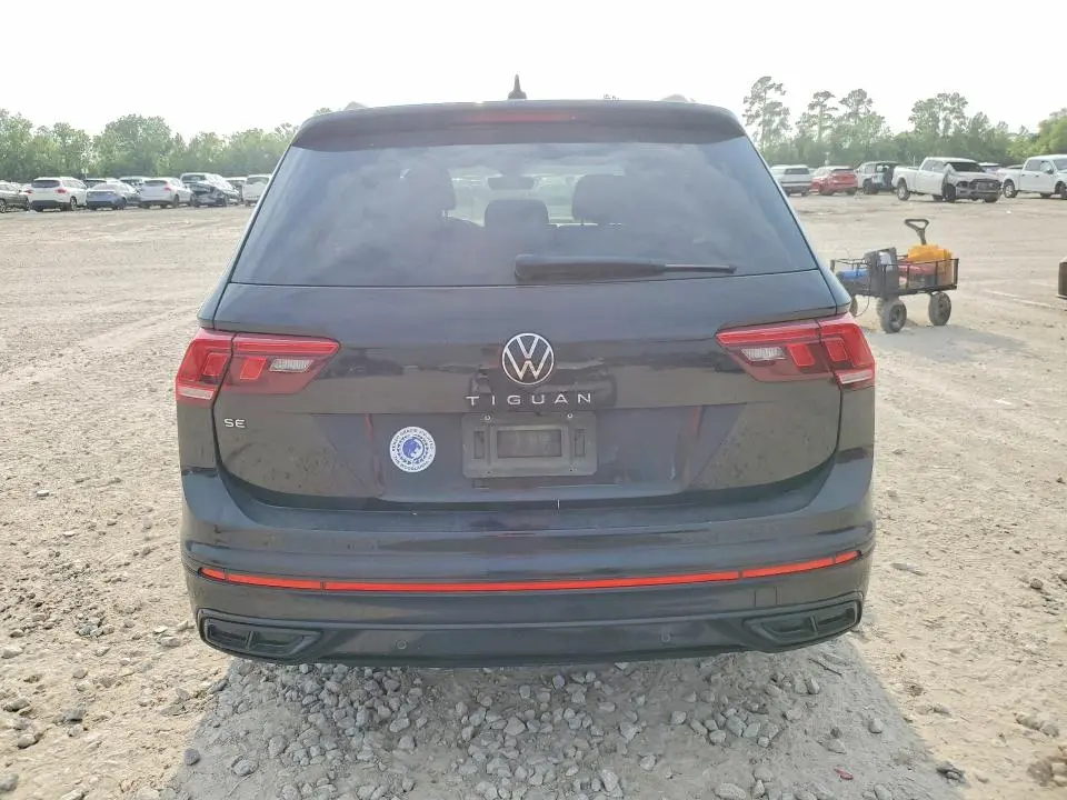 2022 VOLKSWAGEN TIGUAN SE R-LINE BLACK  