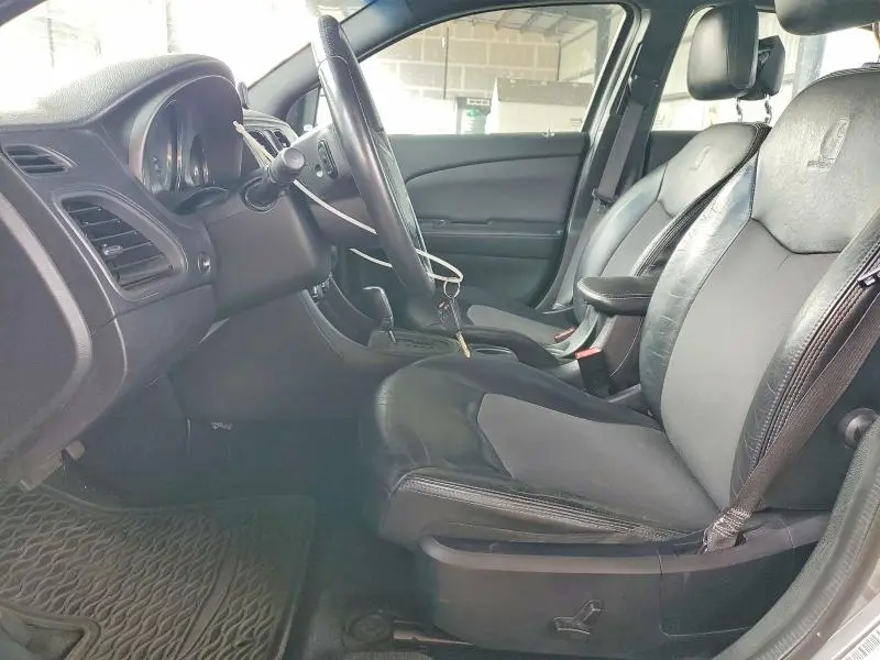2013 CHRYSLER 200 LIMITED  