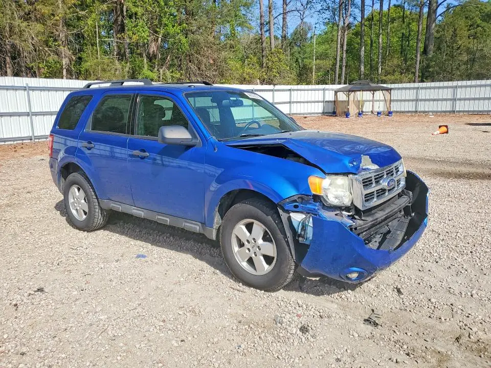 2012 FORD ESCAPE XLT  