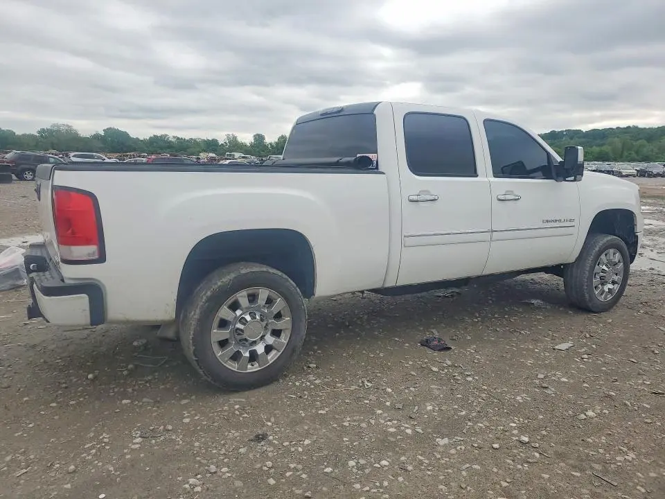 2013 GMC SIERRA   