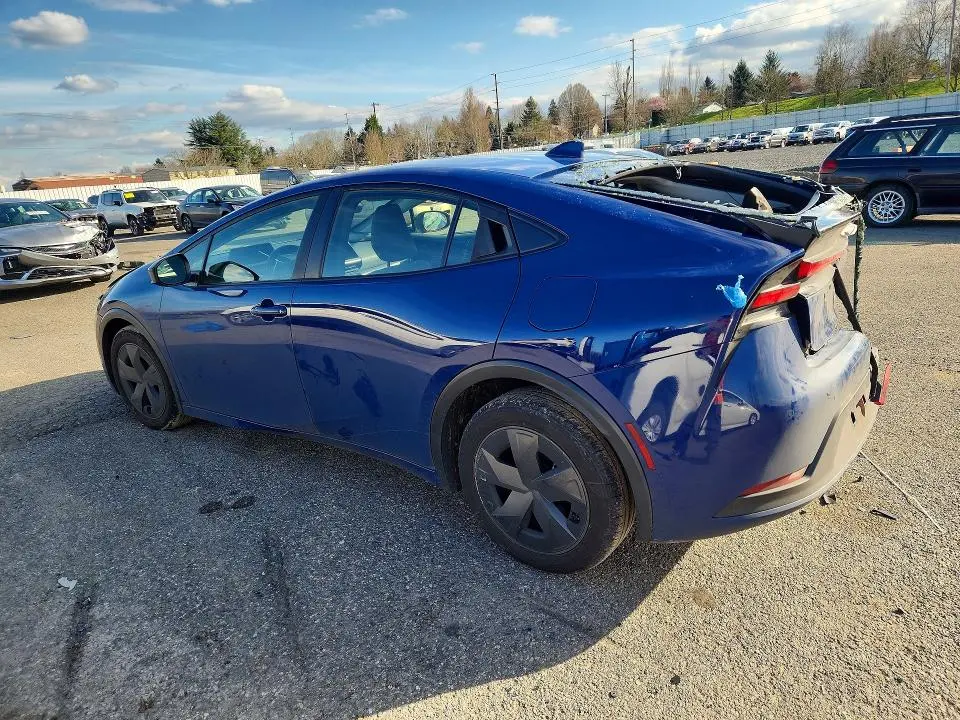 2024 TOYOTA PRIUS LE  