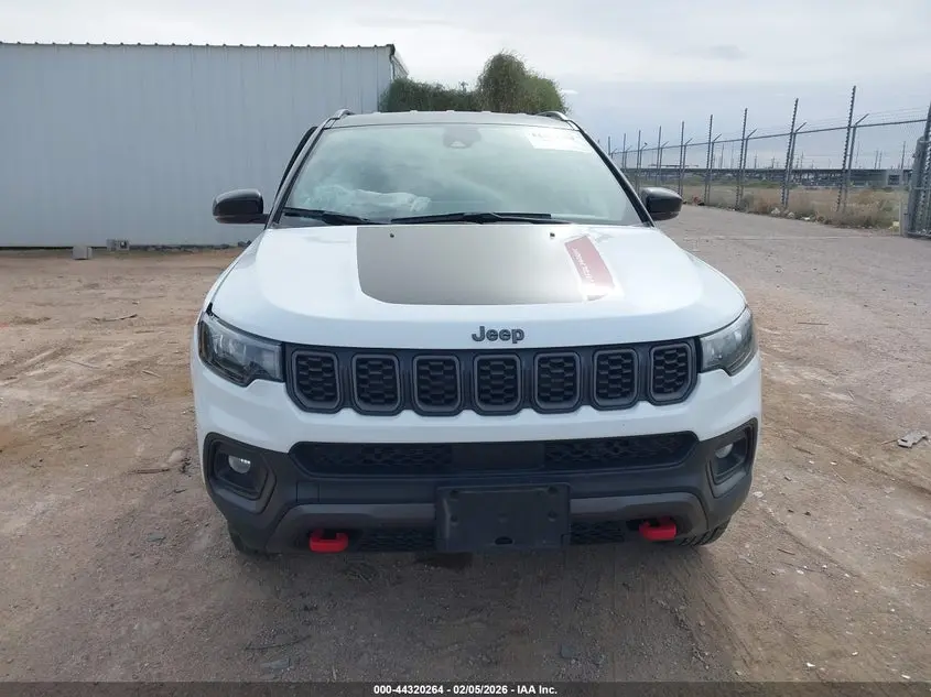 2024 JEEP COMPASS TRAILHAWK 4X4
