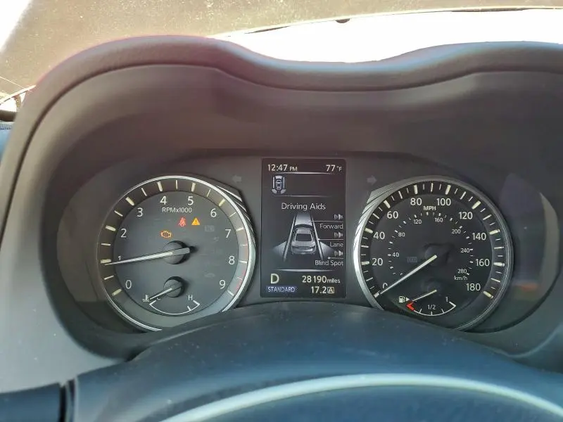 2021 INFINITI Q60 LUXE  