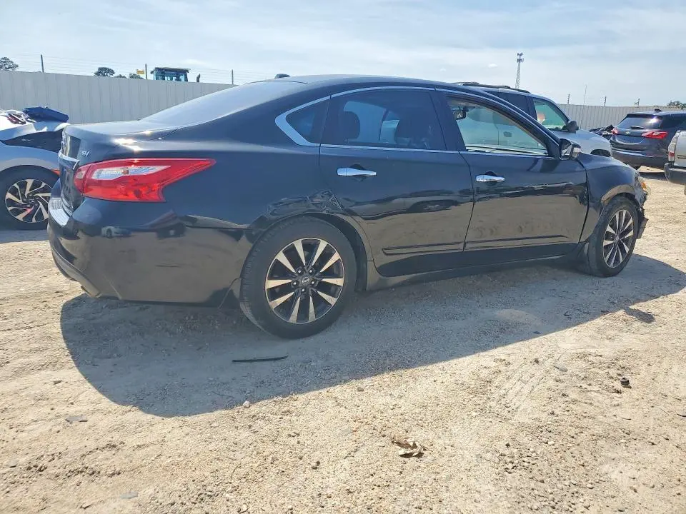 2017 NISSAN ALTIMA 2.5 SV  