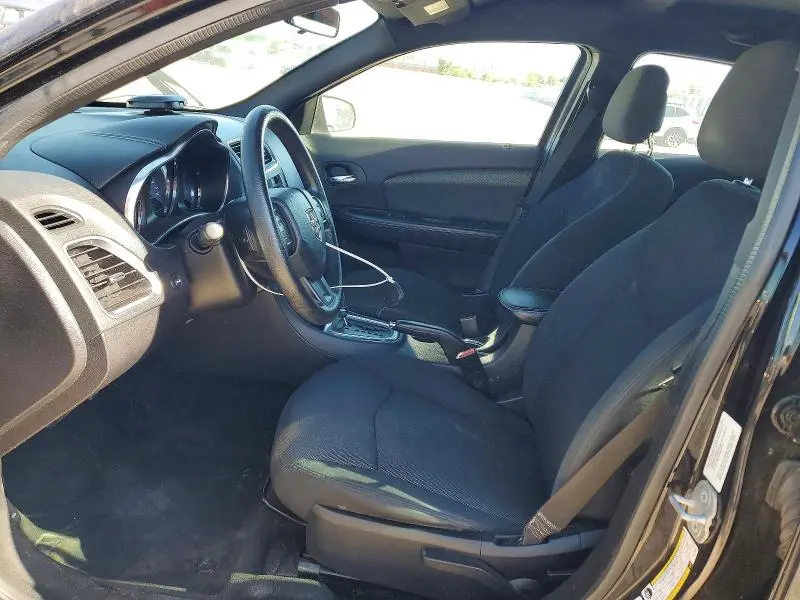 2014 DODGE AVENGER SE  