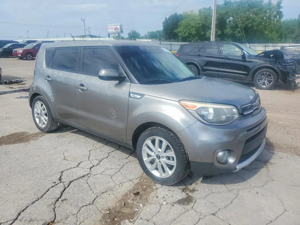 2018 KIA SOUL +  