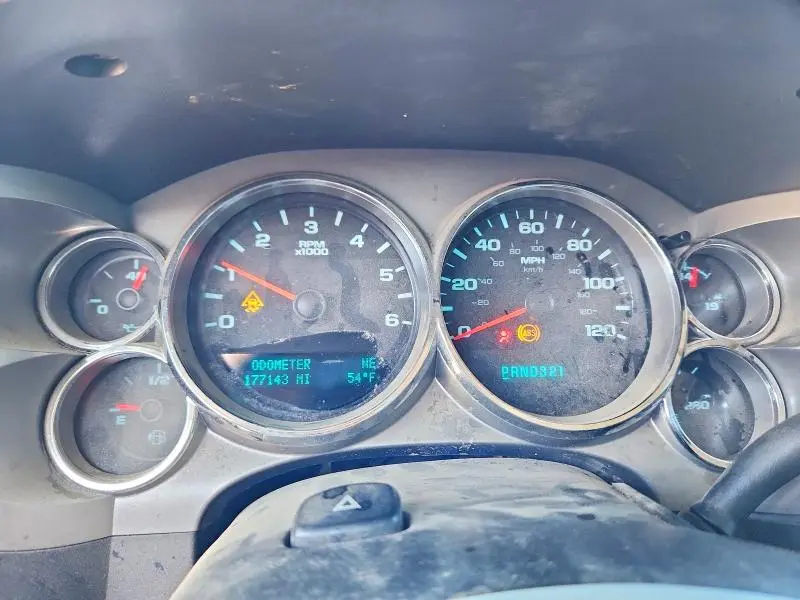 2011 CHEVROLET SILVERADO K1500 LT  