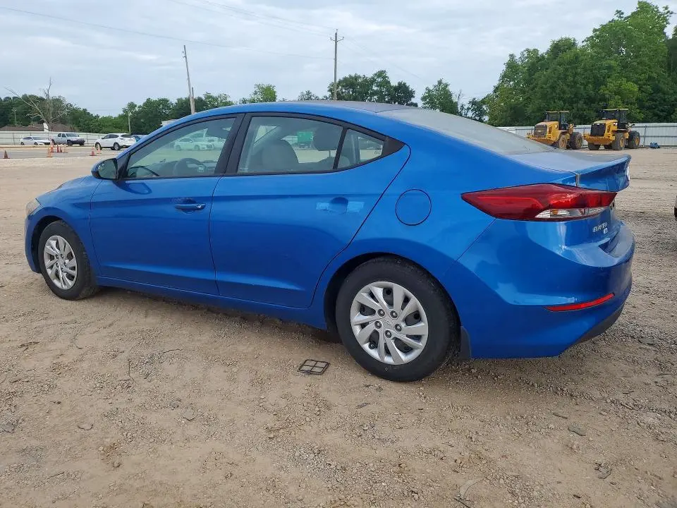 2018 HYUNDAI ELANTRA SE  