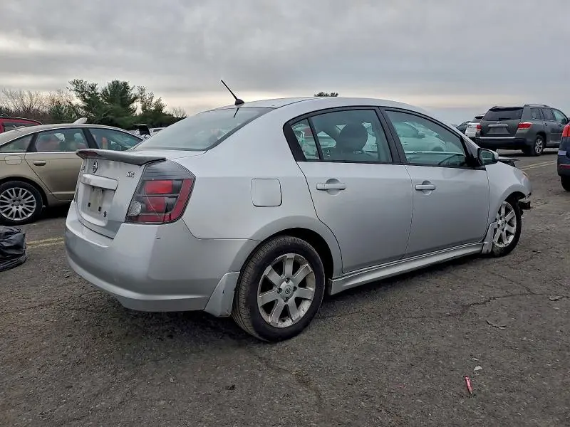 2010 NISSAN SENTRA 2.0  