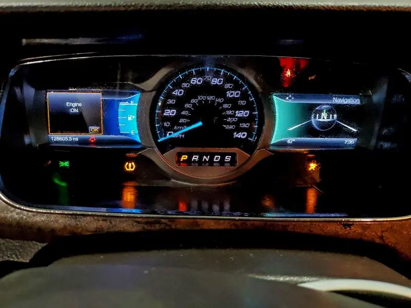 2015 FORD TAURUS LIMITED  