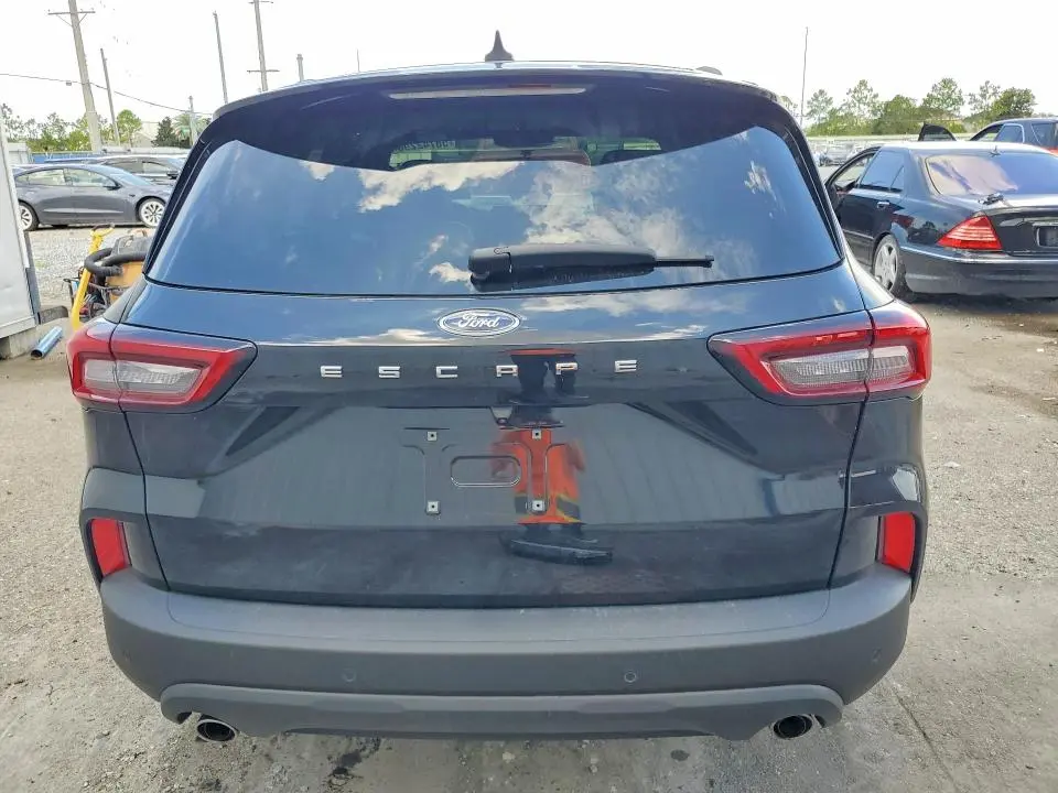2025 FORD ESCAPE ST LINE  