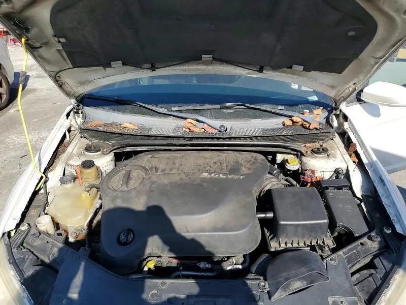 2011 CHRYSLER 200 TOURING  