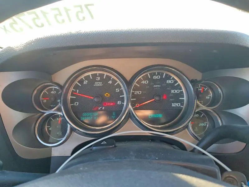 2011 CHEVROLET SILVERADO K1500 LT  