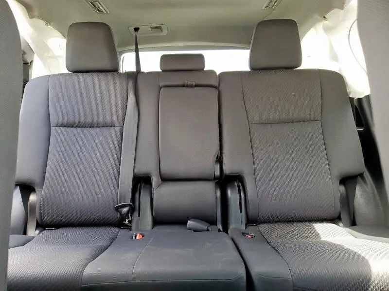 2018 TOYOTA HIGHLANDER LE  