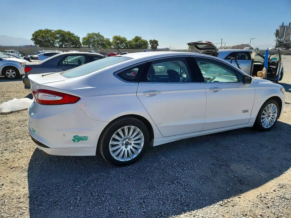 2014 FORD FUSION TITANIUM PHEV  