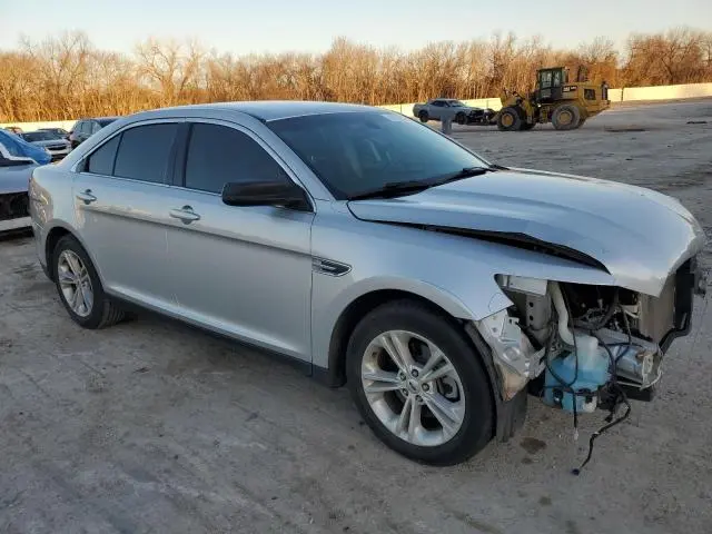 2017 FORD TAURUS SE