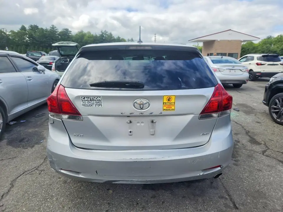 2013 TOYOTA VENZA XLE  