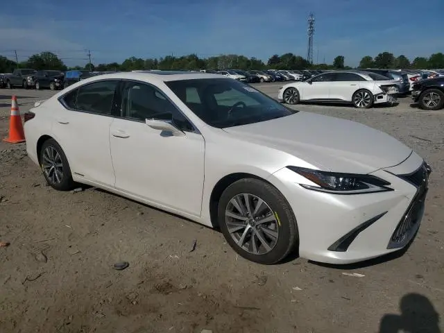 2021 LEXUS ES 300H  